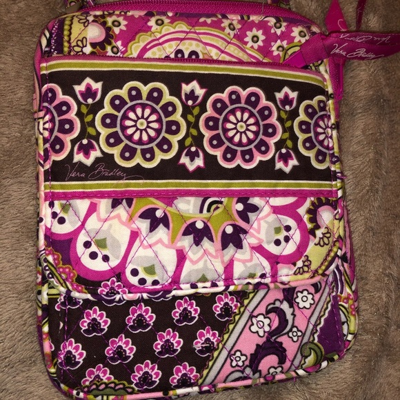 Vera Bradley Handbags - Vera Bradley Cross body purse